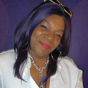 Meet your Posher, Pamela